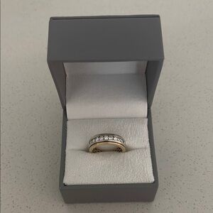 Elegant Gold and Silver Women's Ring